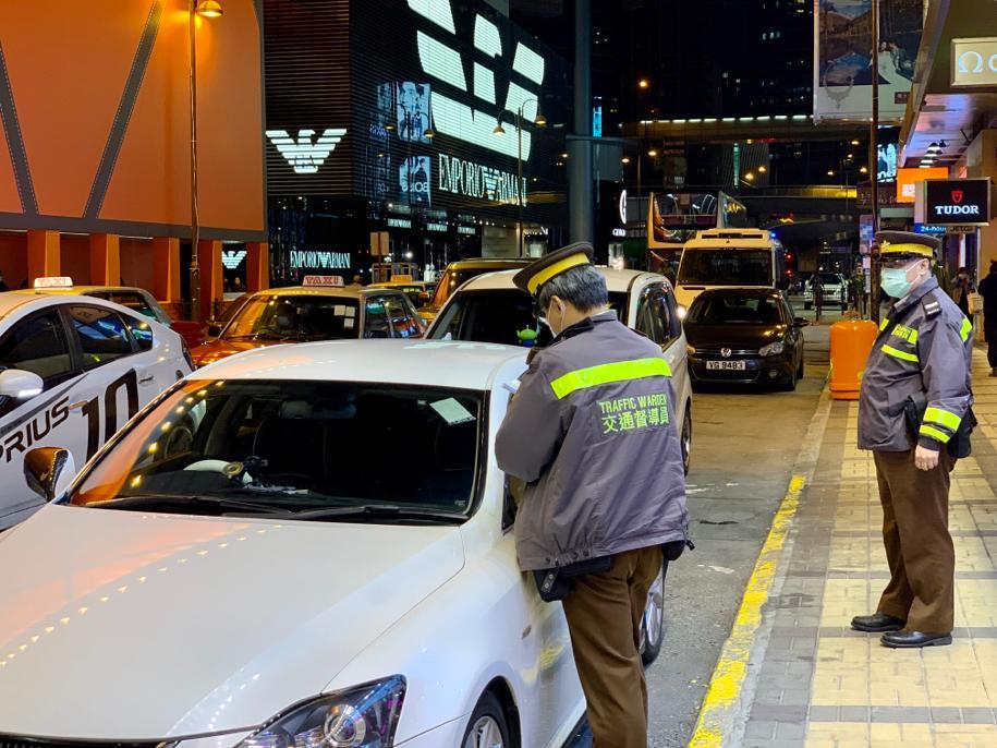 双城行车指南：香港与内地交通违章处罚差异及避险策略