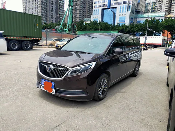FV两地车牌